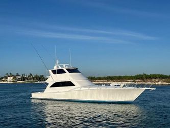 66' Viking 2004 Yacht For Sale